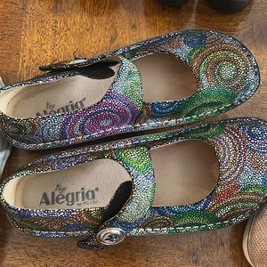 Algeria shoes